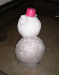 子供が作った雪だるま